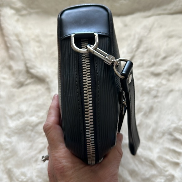 LOUIS VUITTON 💙 Epi leather OSRAY Navy/Silver wristlet blue suede int Authentic - Picture 6 of 16